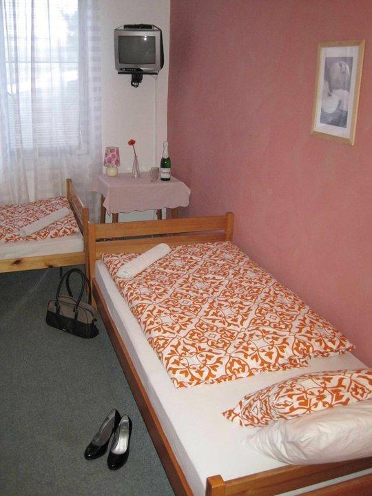Repy Praga